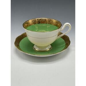 Royal Albert Regency Teacup & Saucer‎ Green Gold Vintage England
